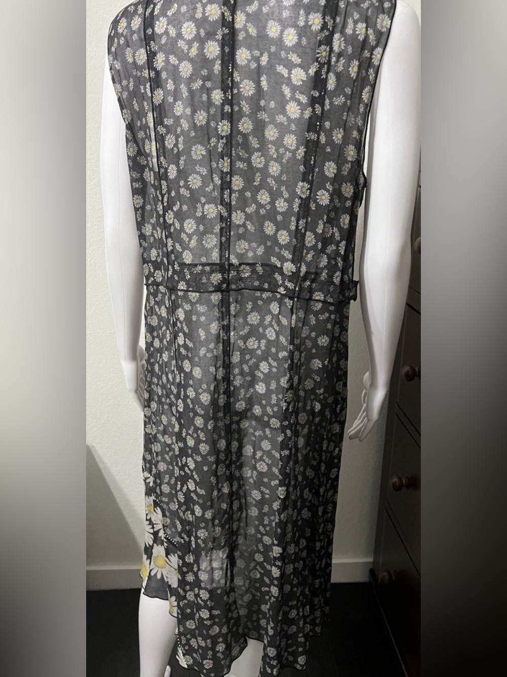 Marc Jacobs Daisy Floral Sheer Cotton Dress Black White Size 8 Like New - Picture 10 of 11